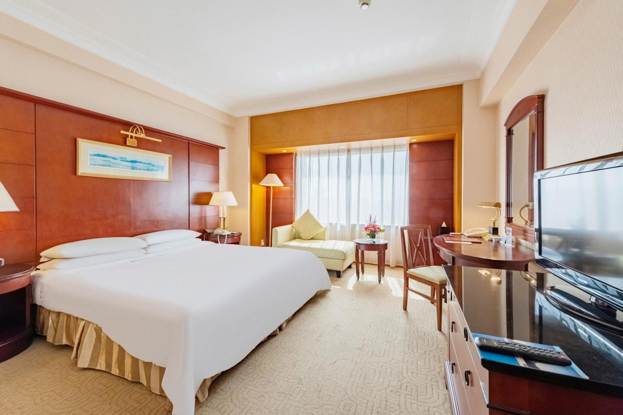 Ruishi Hotel Далянь Екстер'єр фото