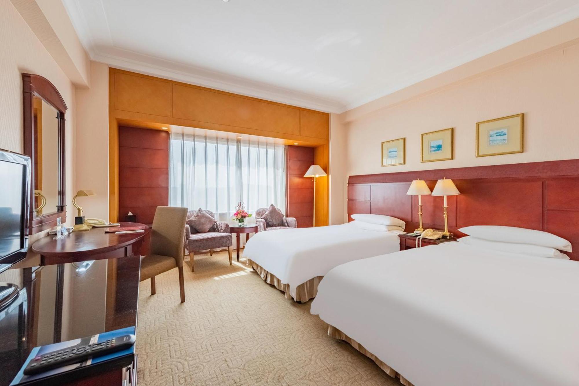 Ruishi Hotel Далянь Екстер'єр фото